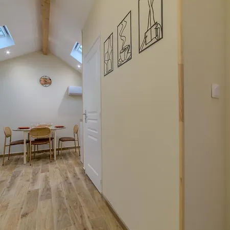 Apartman Pasteur Collection - Cozy & Warm - 4pers